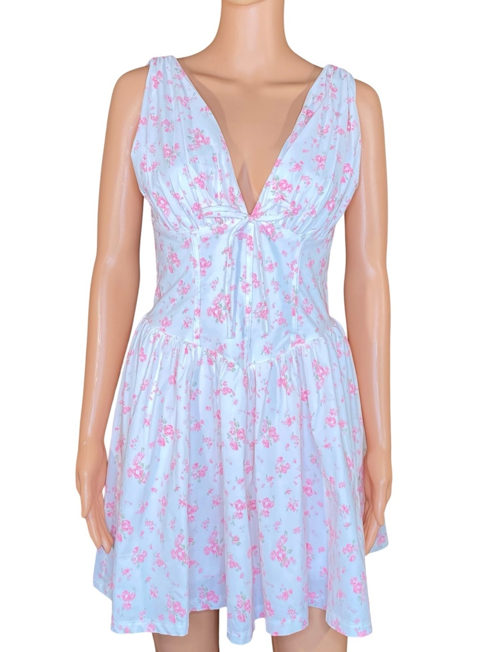 Express Country Side Cottagecore Dress Pink White Floral Deep V Neckline Feminie